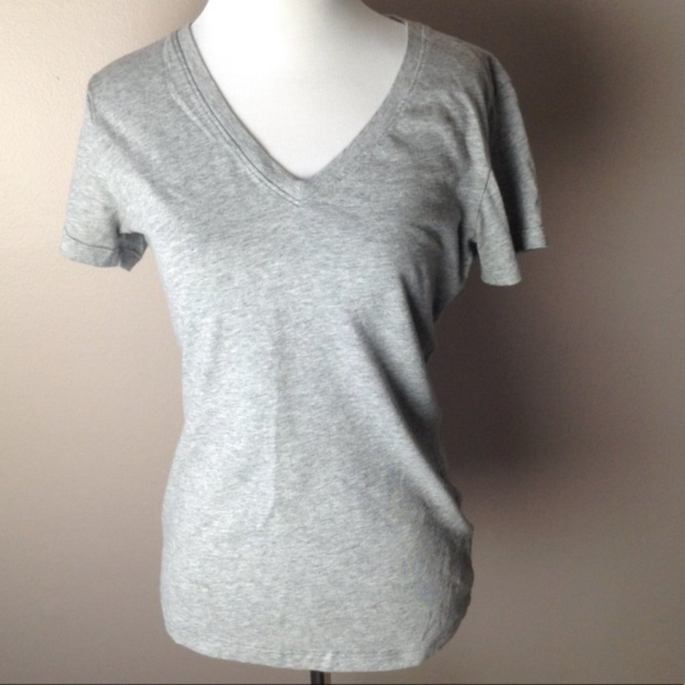 Nike Grey Dri-Fit Top.